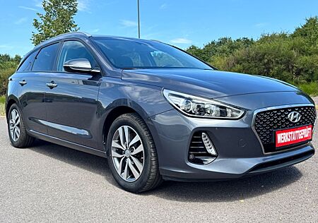 Hyundai i30 cw Premium/TüvNEU/Garantie/Kamera..