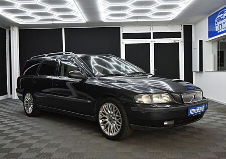 Volvo V70 2.4 Voll-Leder SHZ 2-Zonen Klimaauto