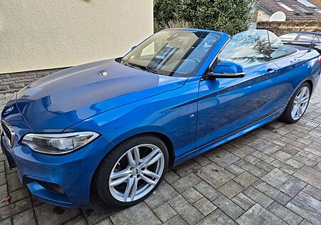 BMW 225d Cabrio M Sport Line Vollausstattung / AHK