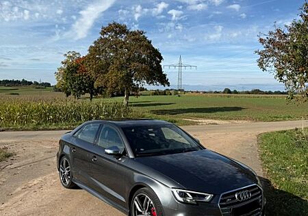 Audi S3 2.0 TFSI S tronic quattro Limousine