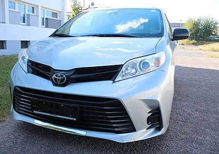 Toyota Sienna LE 3,5 V6 7Sitze Autom.Navi. Kamera