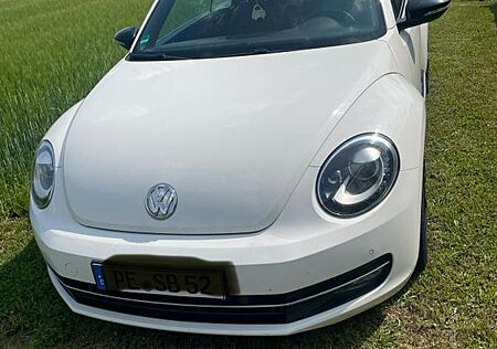 VW Beetle Volkswagen 2.0 TDI DSG Exclusive Design Cabriole...