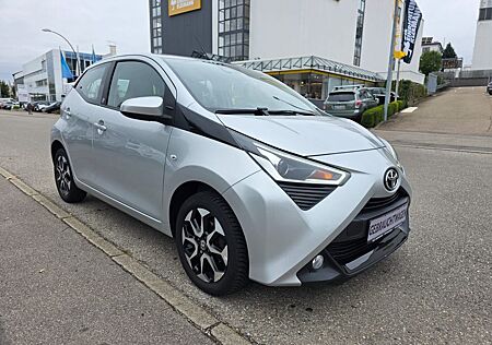 Toyota Aygo (X) Aygo -play Team D*1. Hand*Kamera*Klima*