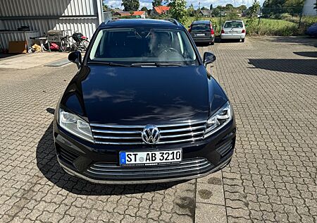 VW Touareg Volkswagen 3.0 V6 TDI SCR Tiptronic Executive E...