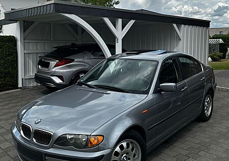 BMW 320i e46 limo*Aut.*Schiebedach*2.Hand*PDC*SHZ