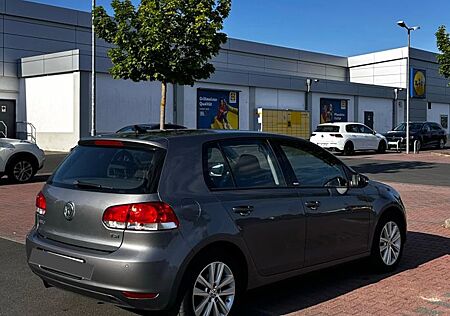 VW Golf Volkswagen 1.2 TSI Style Variant Style