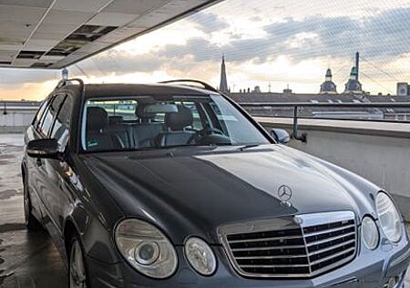 Mercedes-Benz E 200 KOMPRESSOR T AVANTGARDE Avantgarde