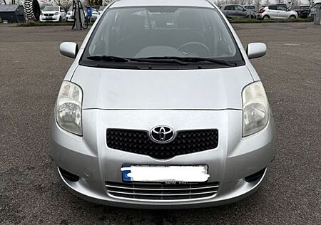 Toyota Yaris Luna 1,3