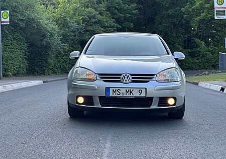 VW Golf Volkswagen 1.6 Comfortline Automatik , Klimaanlage
