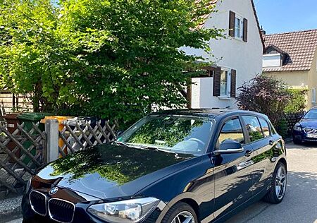 BMW 114i -