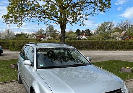 VW Passat Variant Volkswagen 1.6 3GB TÜV NEU