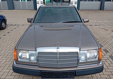 Mercedes-Benz 250 250D,2HAND,ABS,AHK,el.Schiebedach,8FACHB.TÜV NEU