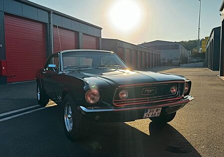 Ford Mustang Coupe V8 302 - '68 Restauriert