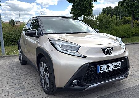 Toyota Aygo (X) Aygo (X) 1.0-l-VVT-i S-CVT Air Explore Air E...
