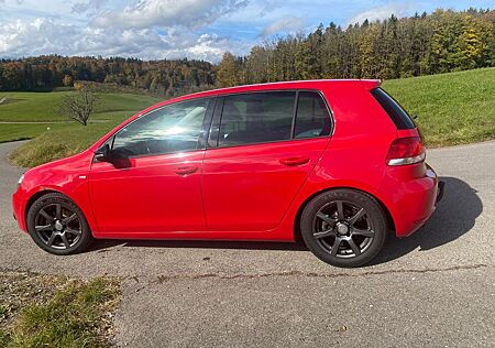 VW Golf Volkswagen 1.4 TSI 90 kW MATCH