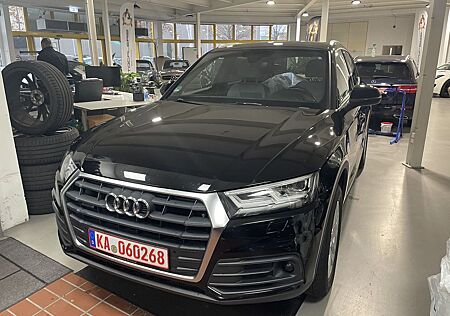 Audi Q5 40 TDI quattro AHK - NAVI - LEDER