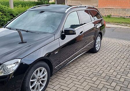 Mercedes-Benz E 220 CDI T BlueEFFICIENCY AVANTGARDE AVANTGARDE