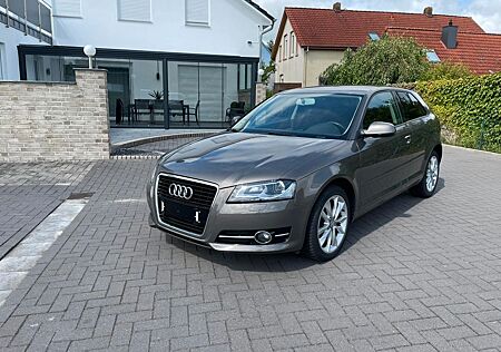 Audi A3 2.0 TDI Ambition AHK