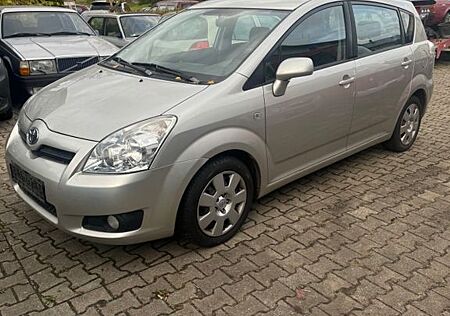 Toyota Corolla Verso 2.2 D-4D Sol