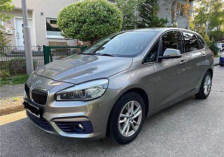 BMW 2er 220i Active Tourer 192PS LED 2015 harman/kardon