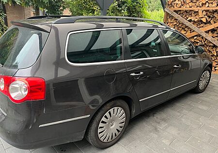 VW Passat Variant Volkswagen 2.0 TDI Comfortline Variant C...
