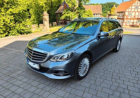 Mercedes-Benz E 350 BlueTEC 4MATIC T ELEGANCE AHK LED