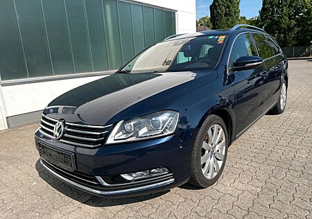 VW Passat Variant Volkswagen 2.0 TDI DSG Highline Standheizung