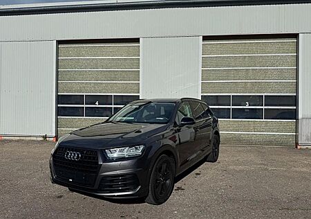 Audi Q7 55 TFSI quattro tiptronic