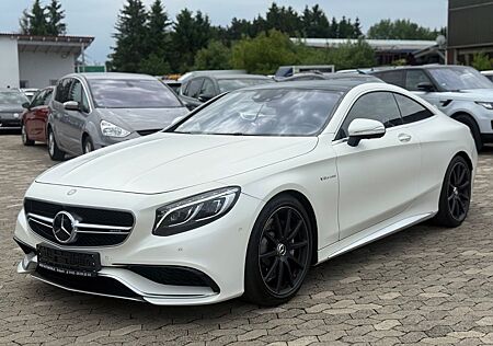 Mercedes-Benz S 63 AMG Coupé 4Matic *