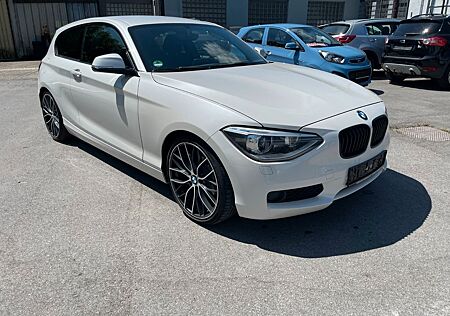 BMW 116 i 3-Trg.*Navi*Xenon*Keyless*Harman Kardon*