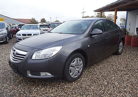 Opel Insignia 1.8 Lim. Selection
