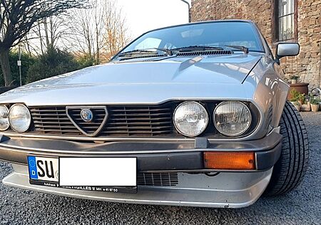 Alfa Romeo GTV 6 mit 3 Liter V6. Motor Überholung vor 2000