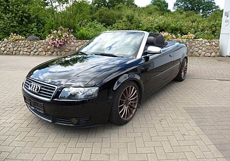 Audi A4 1.8 T - Cabrio S-Line / neues Verdeck