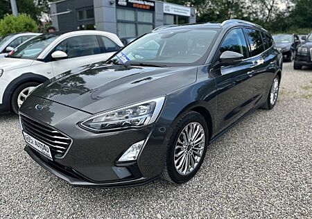 Ford Focus Turnier Titanium *Panorama* AHK