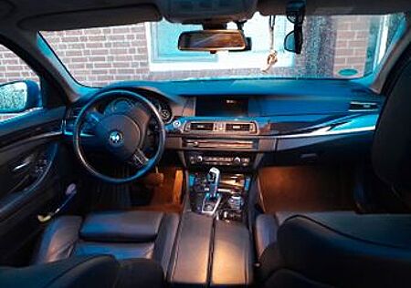 BMW 530d Pano,Leder,sportsitzt,Neu TÜV!