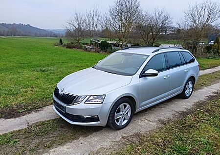Skoda Octavia 1.6 TDI LED-Navi Alu16 AHK AppleCarPlay