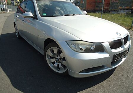 BMW 318i 318 Baureihe 3 Lim.