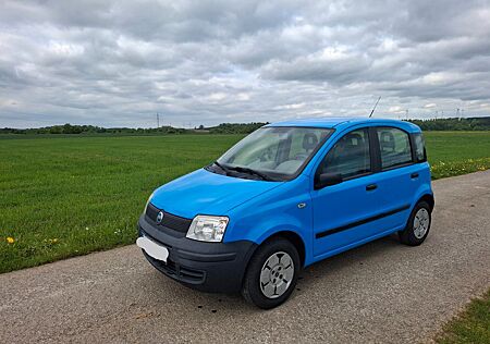 Fiat Panda *HU 5/2027* 8-fach bereift