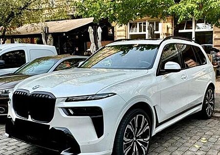 BMW X7 xDrive40d - Individual