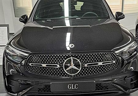 Mercedes-Benz GLC 300 Neuwagen mit 10% : de 4MATIC