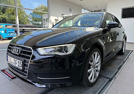Audi A3 1.4 TFSI Sportback // Xenon Navi Standheizung