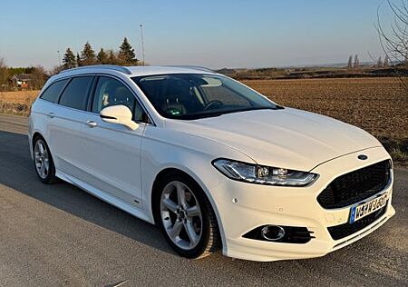 Ford Mondeo 2,0 TDCi 132kW Titanium Turn. PS. All...