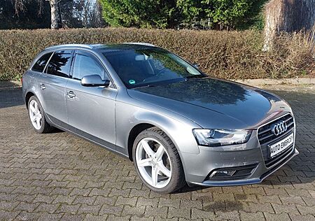 Audi A4 Avant Attraction Top Zustand Xenon/Navi/SHZ