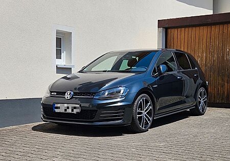 VW Golf Volkswagen 7er 2.0 GTD Carbon Grey 2. Hand