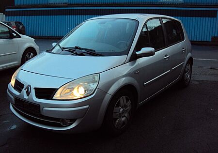 Renault Scenic II Exception--1.9 Diesel --134000Km