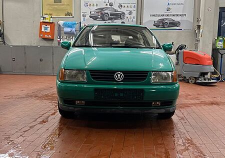 VW Polo Volkswagen 1.4 Basis