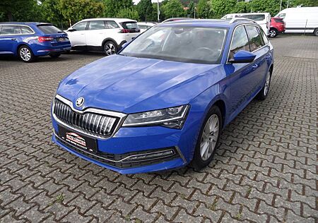 Skoda Superb Style iV Hybrid+DSG+Navi+LED+AHK+Pano-SD