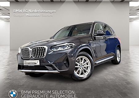 BMW X3 xDrive30e Navi AHK Kamera Pano.Dach LED