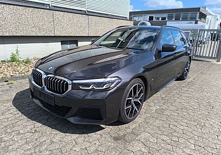 BMW 530 Baureihe 5 Touring d xDrive M Sport