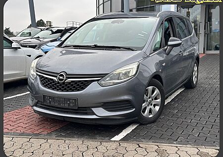 Opel Zafira Tourer Edition NAVI. Kamera. PDC. Automat
